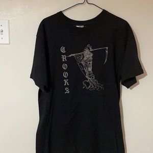 Crooks and castles t shirt